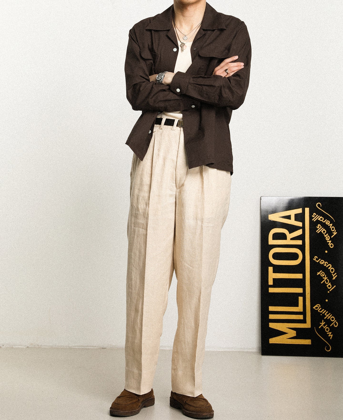 Lot 220L 1940s Linen-Cotton Open Collar Shirt - Dark Brown