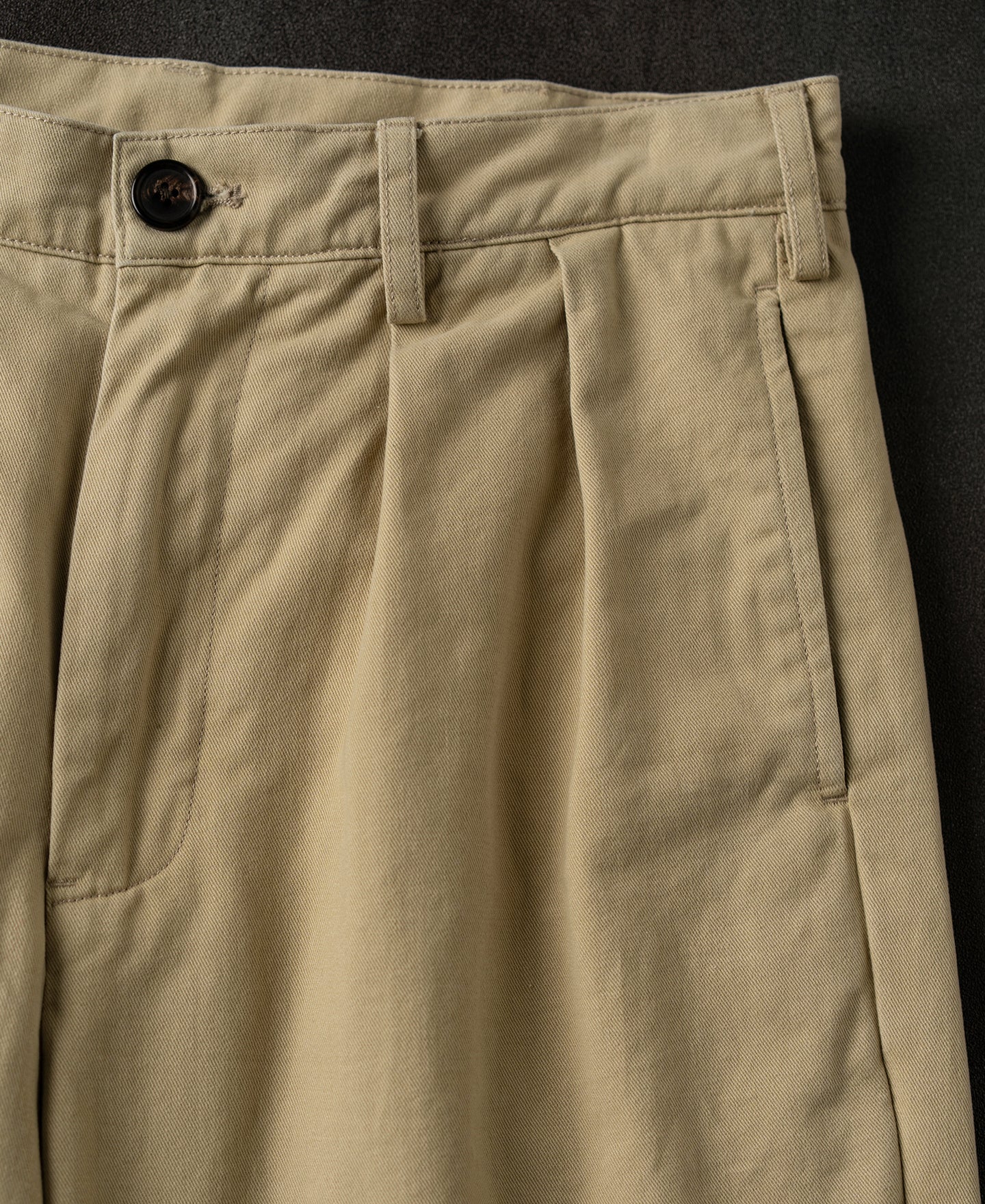 Classic Fit Two-Pleated Chino - Khaki