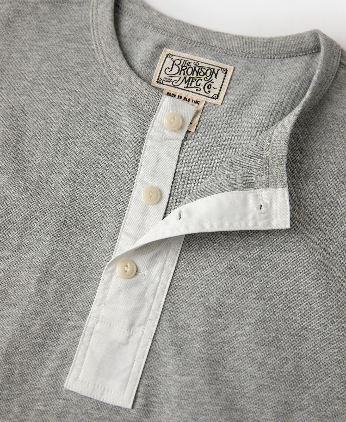 Vintage Short Sleeve Henley T-Shirt - Gray