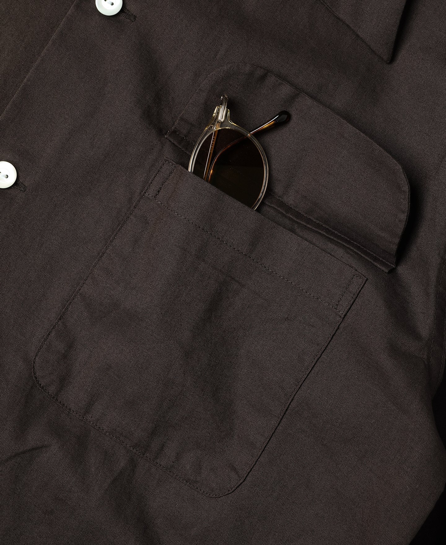 Lot 220L 1940s Linen-Cotton Open Collar Shirt - Dark Brown