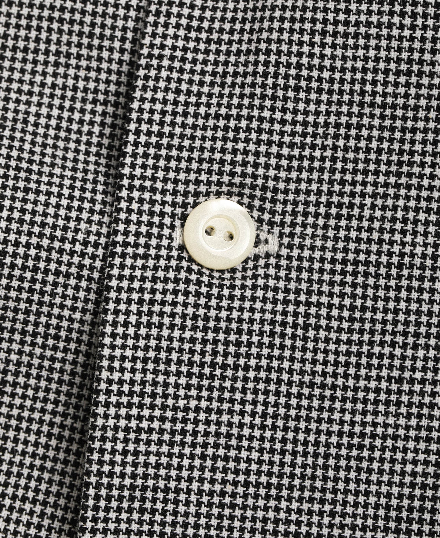 Lot 220A Cotton-Linen Blend Houndstooth Shirt - Black
