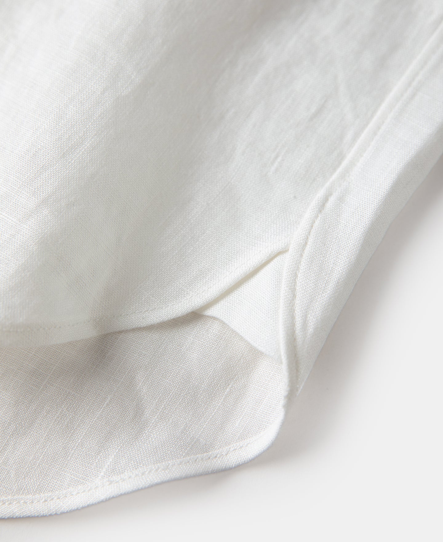 Lot 225 Long Sleeve Linen Button-Down Shirt - White