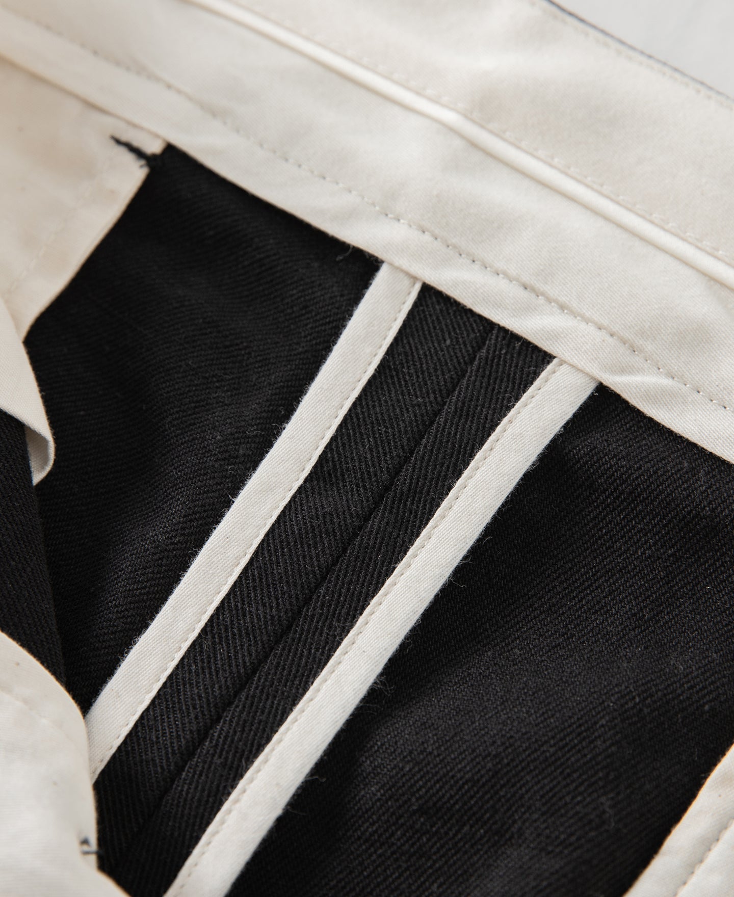 Textured Linen-Cotton Blend Trousers – Black